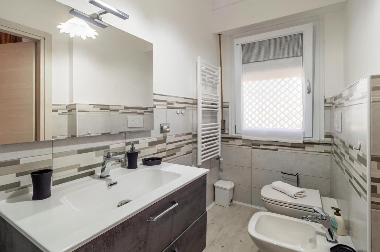 Domus Lucis Apartment Terrace & Private Parking Marinella di Sarzana Kültér fotó
